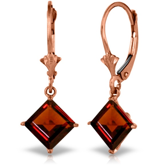 14K. GOLD LEVERBACK EARRING WITH NATURAL GARNETS